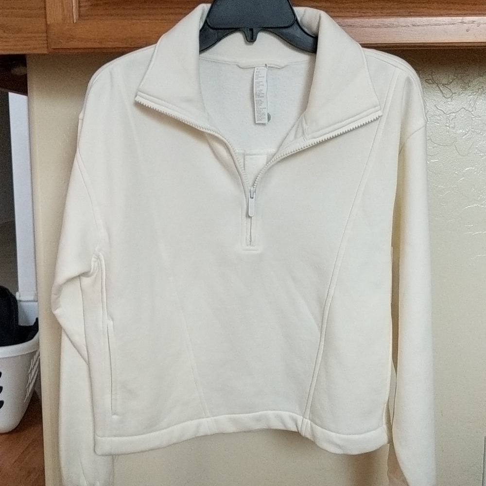 Zella top size xs new with tag